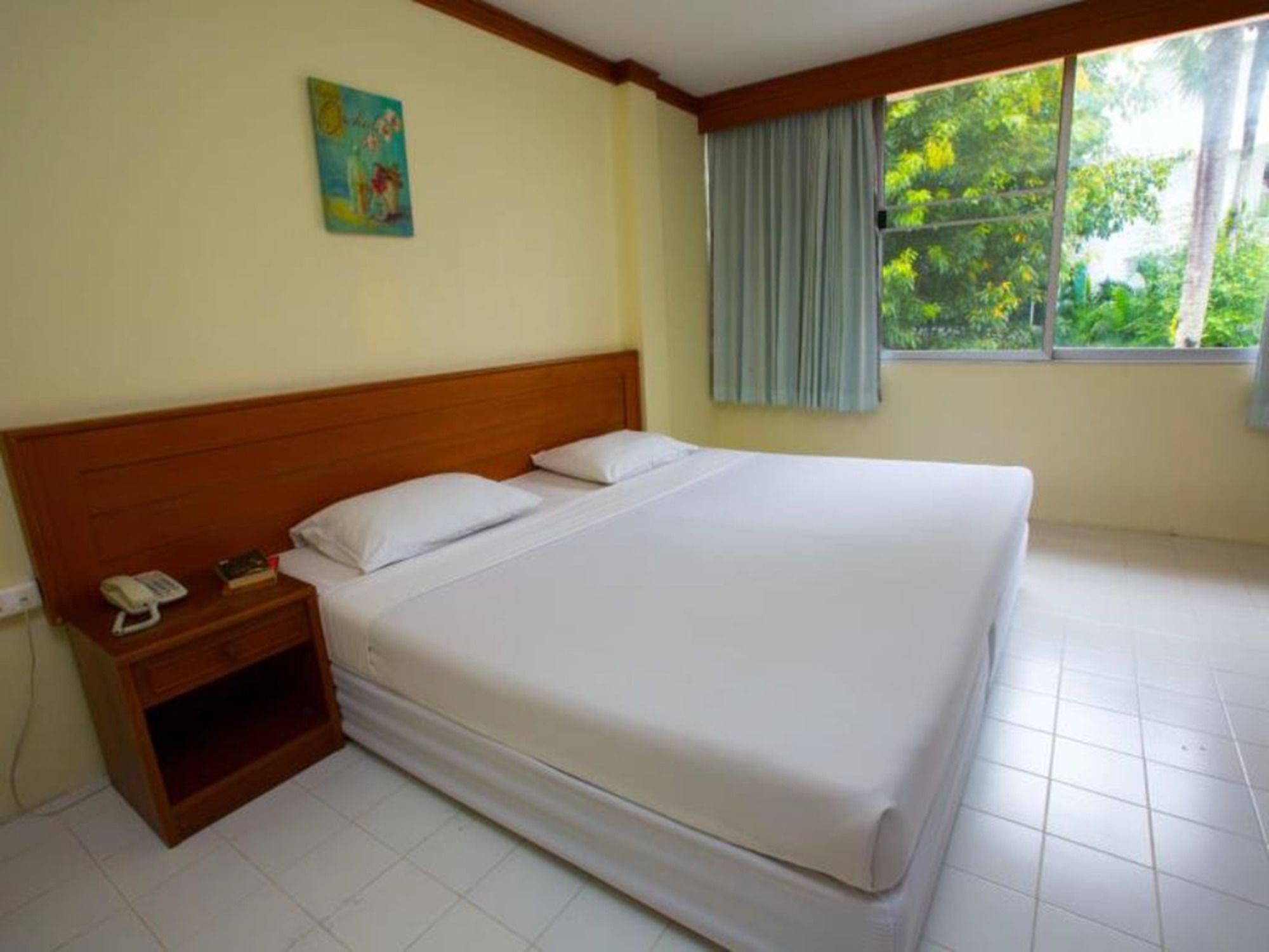 Oyo 320 Regent 2002 Guest House Phuket Extérieur photo